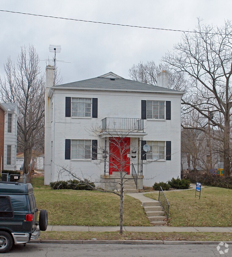 Primary Photo - 319 W Fairview Ave