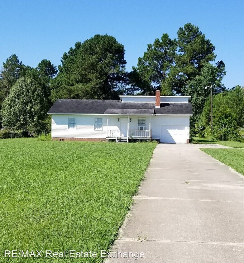 Primary Photo - 3 br, 1.5 bath House - 9872 NC Hwy 72 East