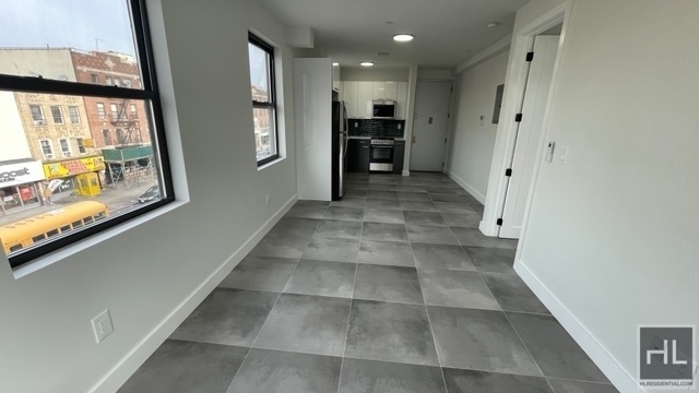 Building Photo - FRESHLY BUILT 1 BEDROOM UTICA AVE/PRIME CR...