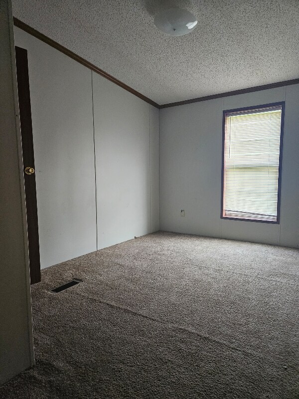 Foto del edificio - 2667 Popham Rd