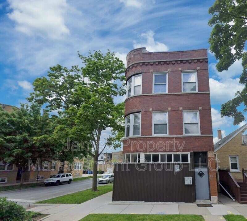 Primary Photo - 3900 N Christiana Ave