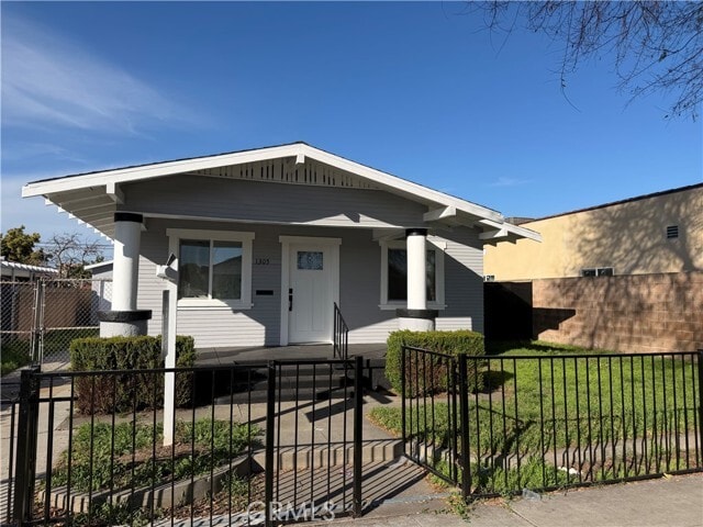 Foto del edificio - 1305 E 17th St