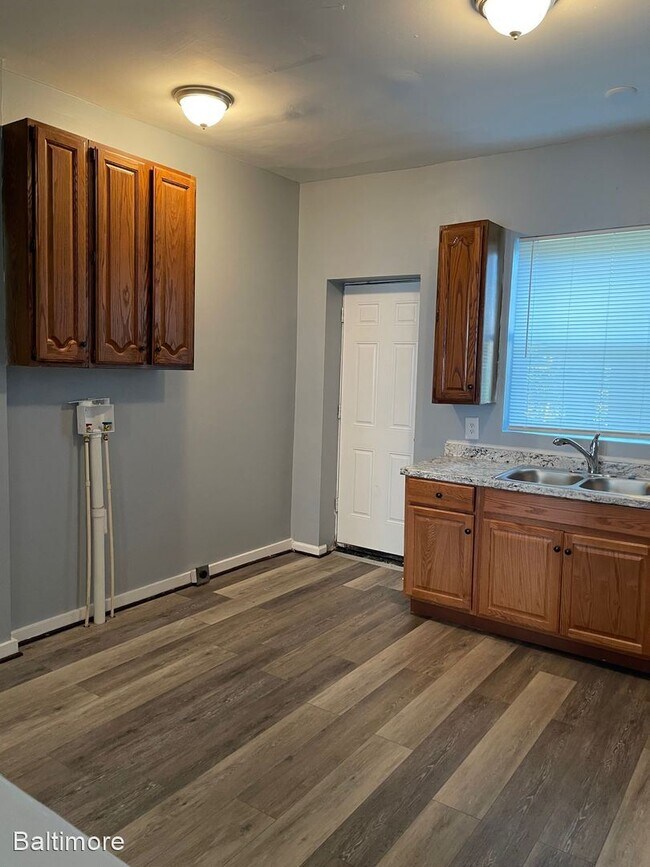 Building Photo - 3 br, 1 bath House - 2518 Mchenry St