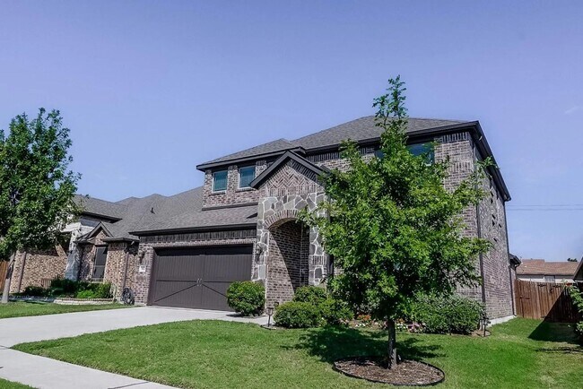 Building Photo - Spacious & Stylish 4-Bedroom Home in Lewisville – Prime Location & Flexible Living