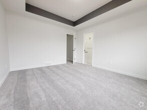 Building Photo - 911-174 174 St SW