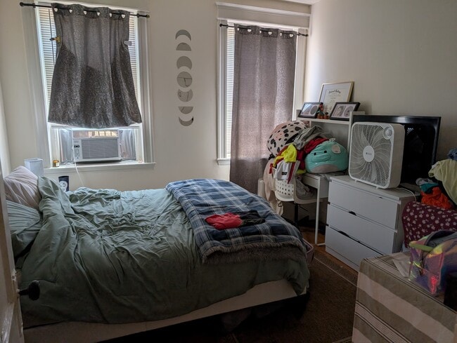 Building Photo - 1665 Commonwealth Ave