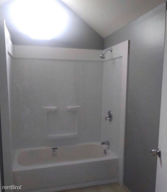 Building Photo - 2 br, 2 bath House - 916 Baldwin Ave