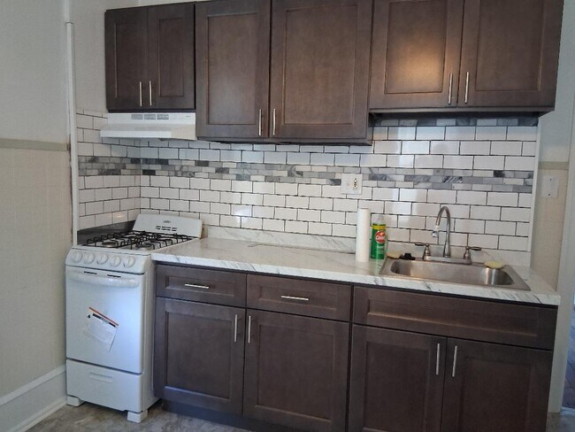 Foto del edificio - 17 W Madison Ave