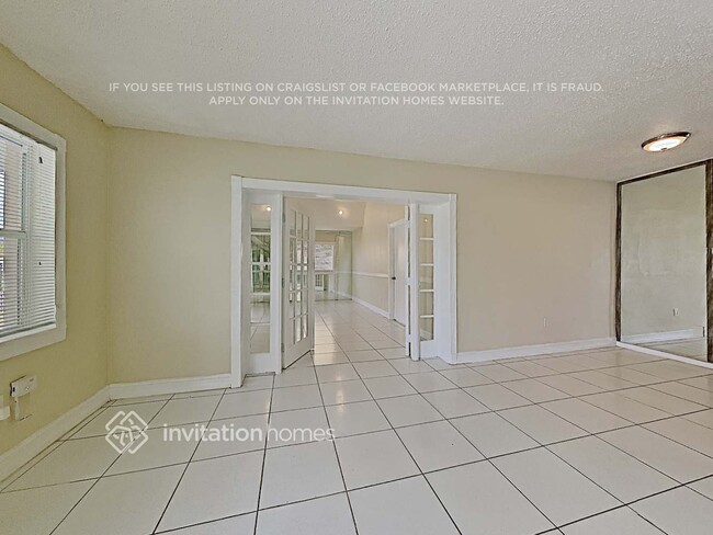 Foto del edificio - 13933 Madison St