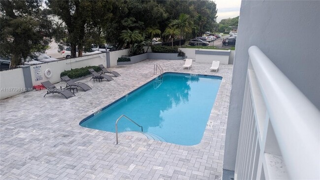 Foto del edificio - 1251 NE 108th St