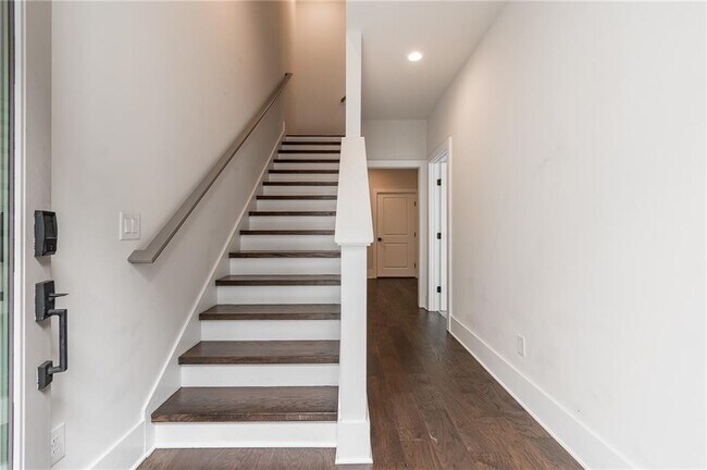 Foto del edificio - 306 Gibson St SE
