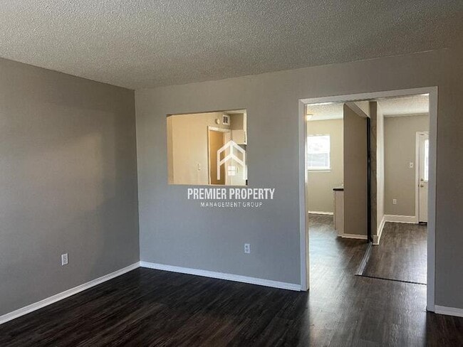 Building Photo - 6313 Leamont Dr