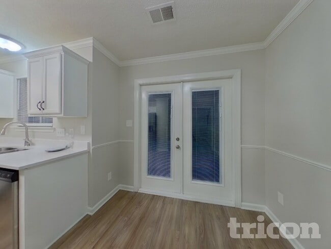 Foto del edificio - 149 Lantana Dr