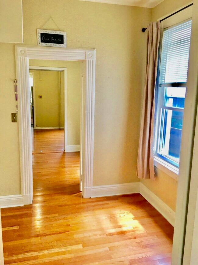 2470 Arthur Ave, Bronx, NY 10458 2470 Arthur Ave Bronx, NY