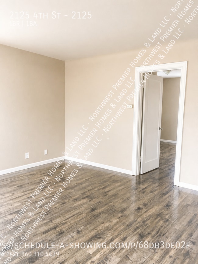 Building Photo - 2125 4th St