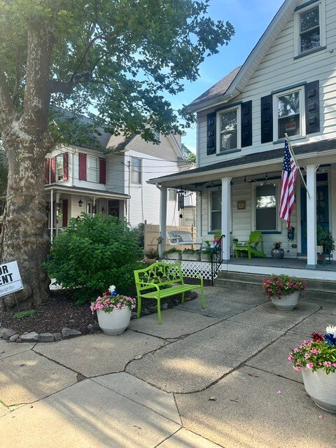 610 Main St