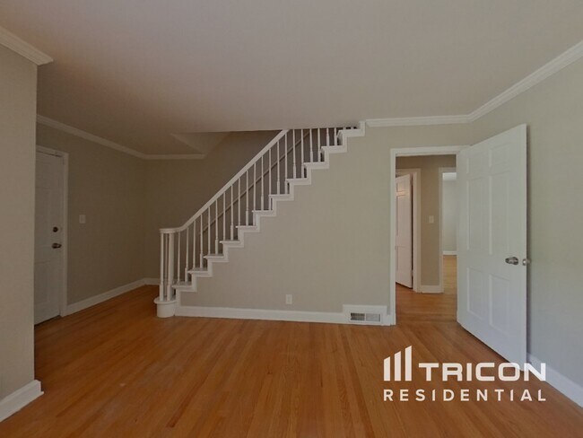 Building Photo - 330 Rivertown Rd