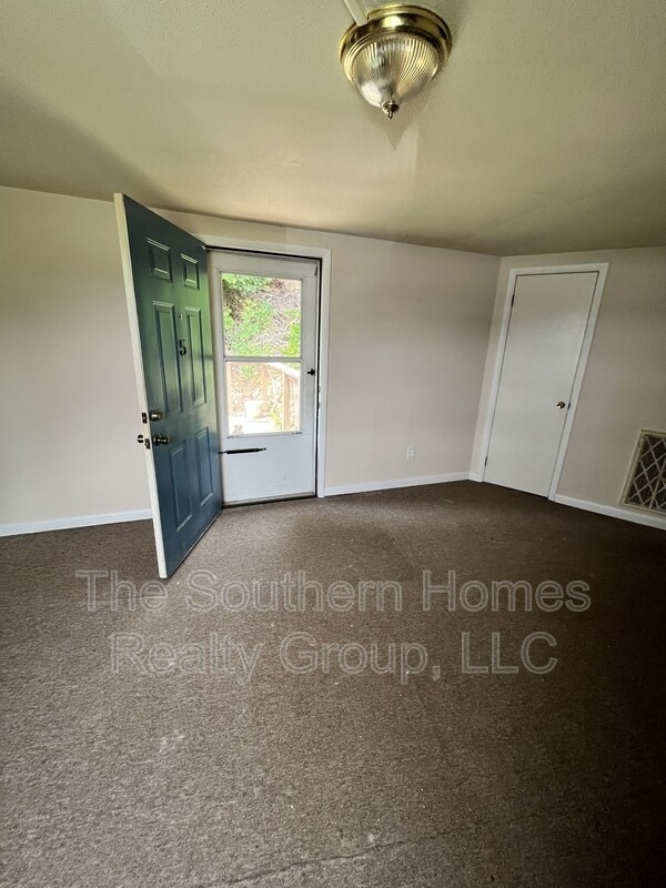 Building Photo - 2439 US-411