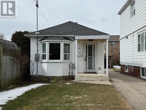 Building Photo - 92 Thirty Ninth St