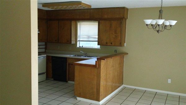 Foto del edificio - 6826 Trail Lake Dr