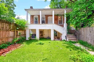 Building Photo - 83 Williams Ave