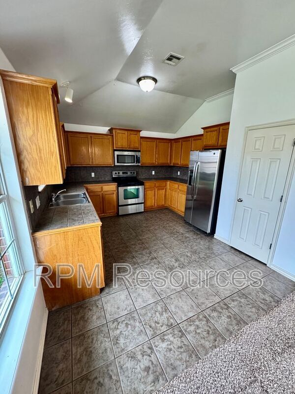 Building Photo - 2315 Box Turtle Way