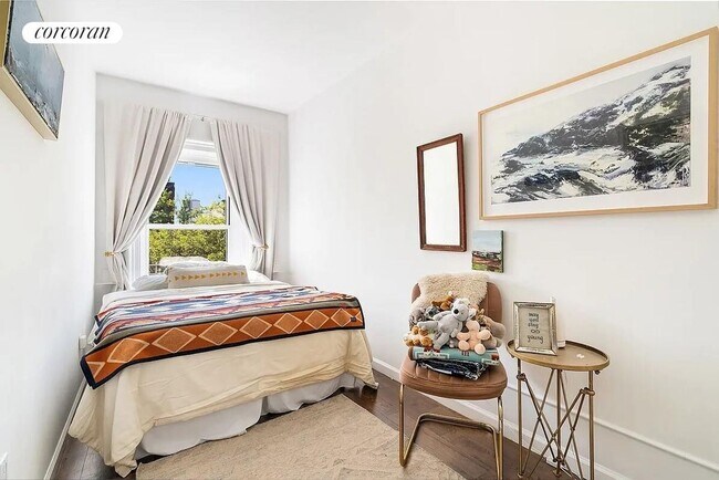 Foto del edificio - 275 Vanderbilt Ave