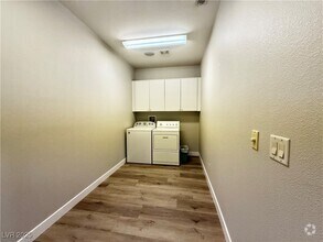 Building Photo - 101 Emerald Dunes Cir