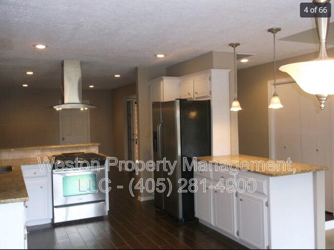 Building Photo - 503 Elmcrest Dr