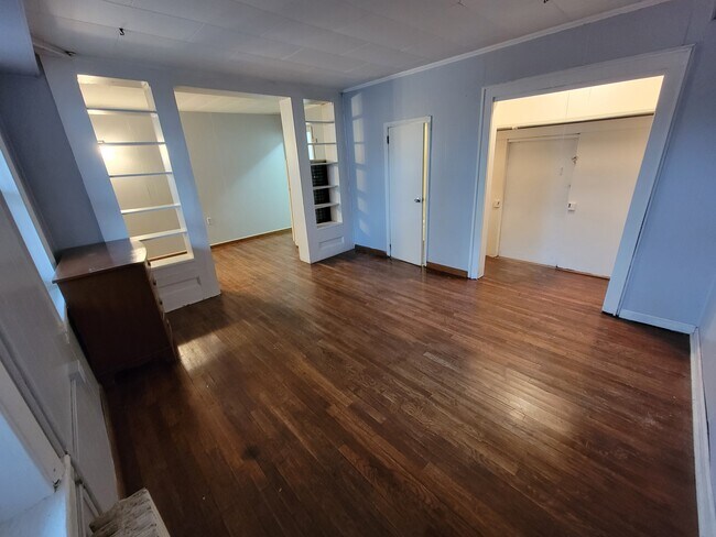 Building Photo - 3201 Church St