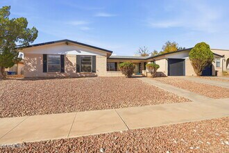 Building Photo - 7129 Orizaba Ave