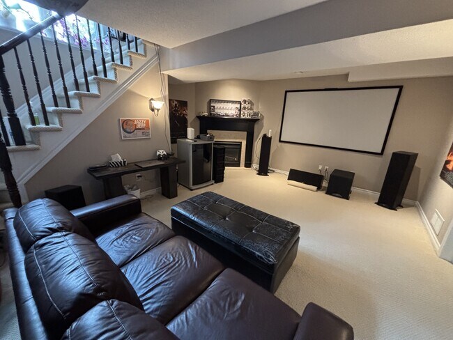 Building Photo - 108 Talltree Crescent