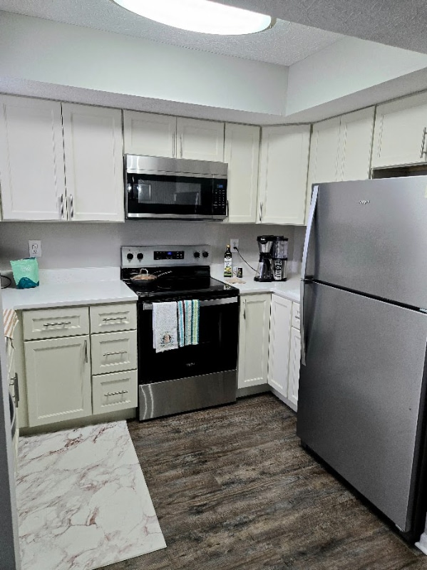 Building Photo - 7744 Amberfalls Ct