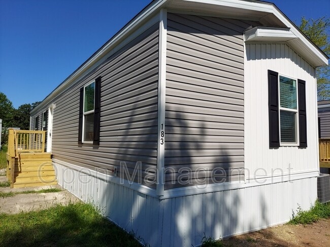Building Photo - 7534 US-60