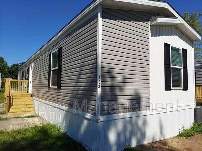 Foto del edificio - 7534 US-60