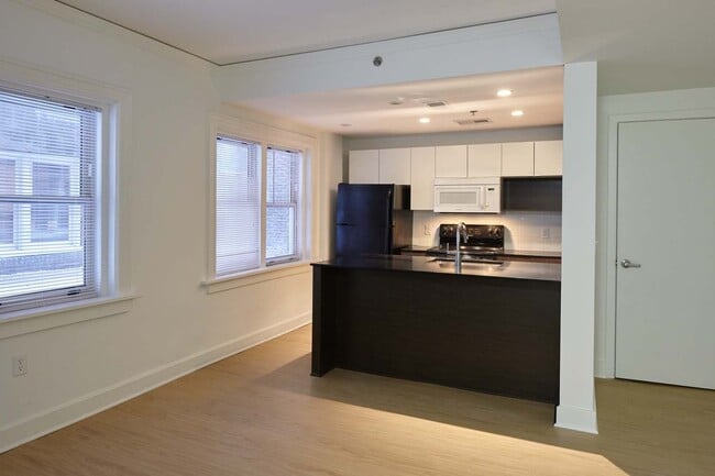 Interior Photo - Ambassador