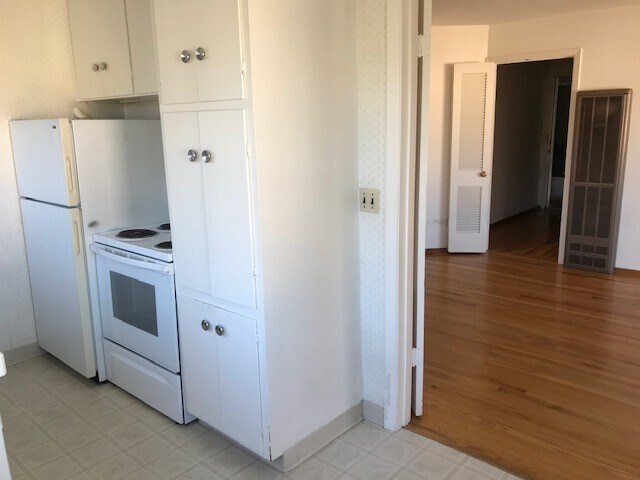 Kitchen - 700 Walnut St