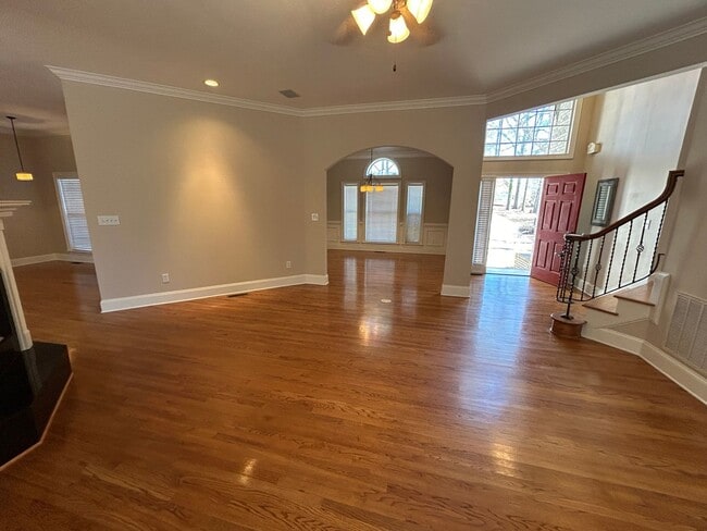 Building Photo - Executive Rental in West Rome $2,595