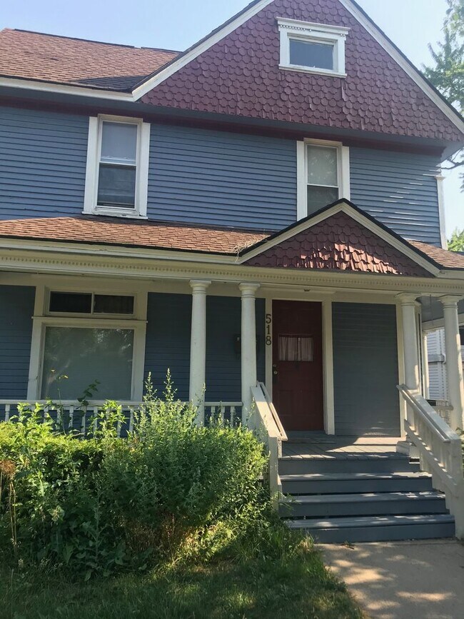 Foto del edificio - 518 Washtenaw Ave