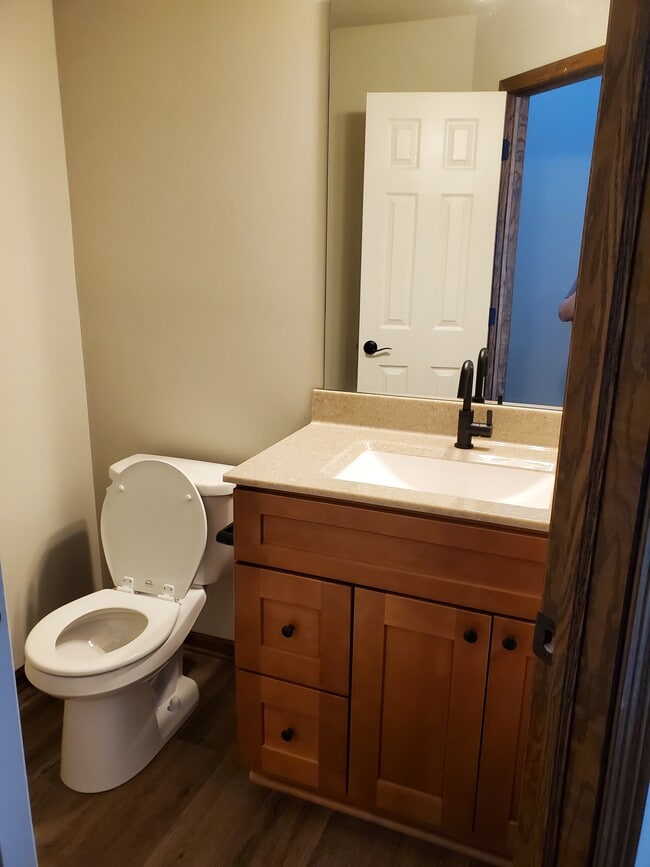 Foto del edificio - 859 W Desert Vis