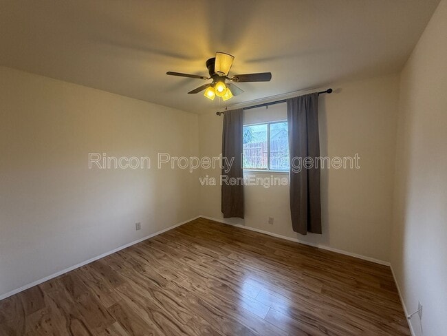 Foto del edificio - 8874 Clinton Ct