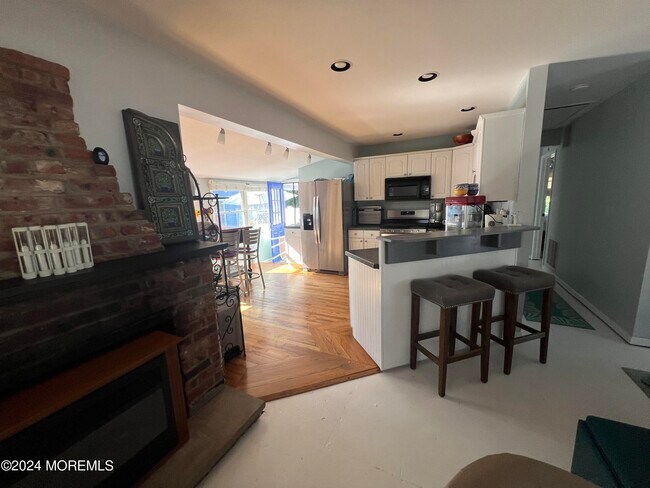 Foto del edificio - 509 Riverwood Park