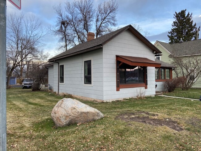 Building Photo - 317 W Mendenhall St