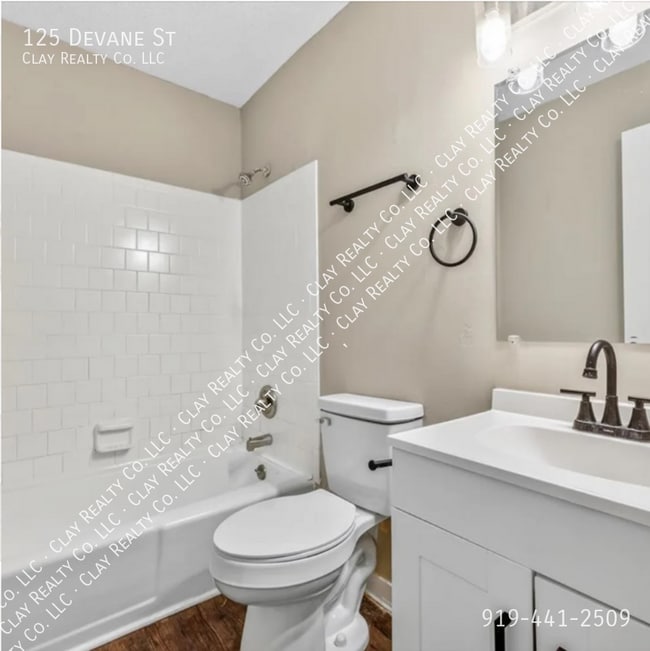 Building Photo - 125 Devane St