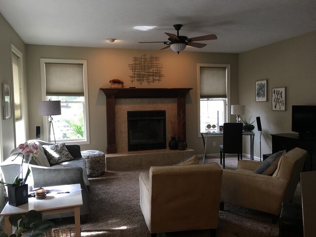 living room - 452 Forestview Rd