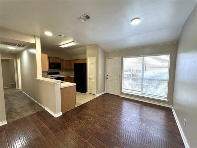 Building Photo - 822 Savage Dr