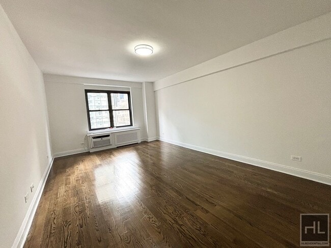 Building Photo - EAST 57 STREET