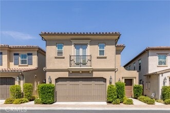 Building Photo - 222 Gaspar