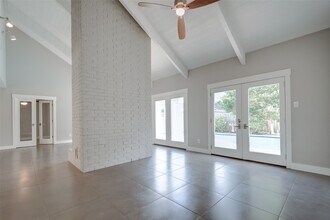 Building Photo - 1107 Stoney Hill Dr
