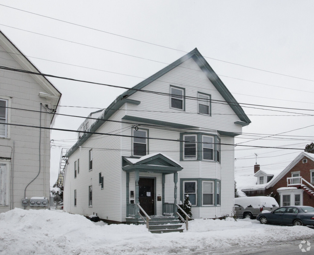 Building Photo - 75 Elm St